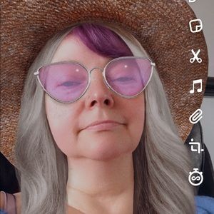 Meet your Posher, Susanna